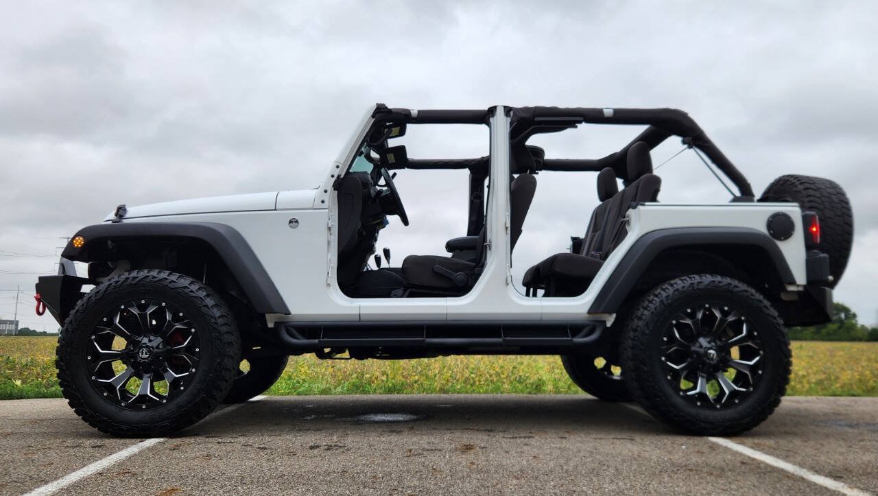 Used 2017 Jeep Wrangler Unlimited Sport w/ Quick Order Package 24S AWD/4WD image 2