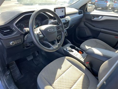 Used 2021 Ford Escape SE image 10