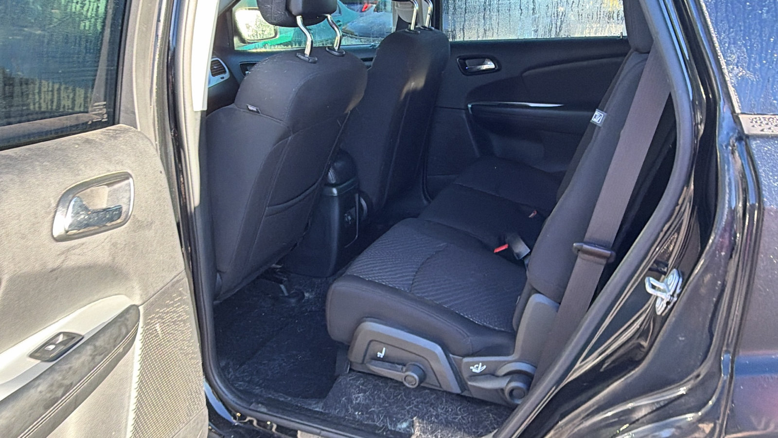 Used 2019 Dodge Journey SE w/ Connectivity Group FWD image 24