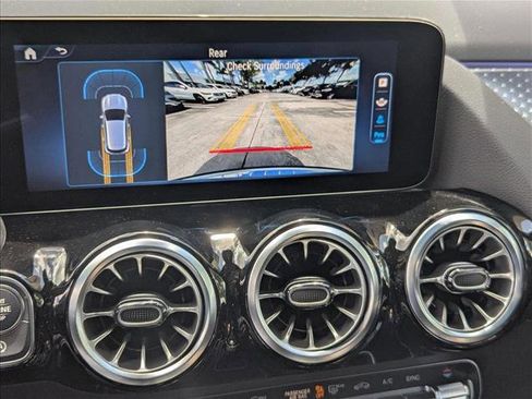 New 2025 Mercedes-Benz GLA 250 GLA 250 image 14