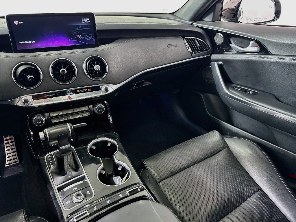Used 2022 Kia Stinger GT-Line w/ Sun & Sound Package AWD/4WD image 25