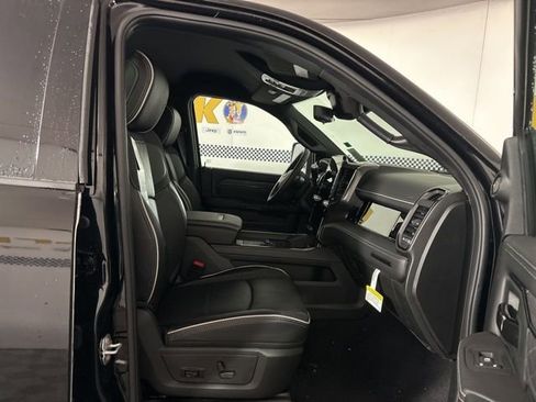 New 2026 RAM 3500 Limited AWD/4WD image 20