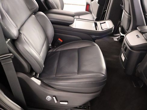 New 2025 Lincoln Navigator Reserve w/ Jet Appearance Package image 16