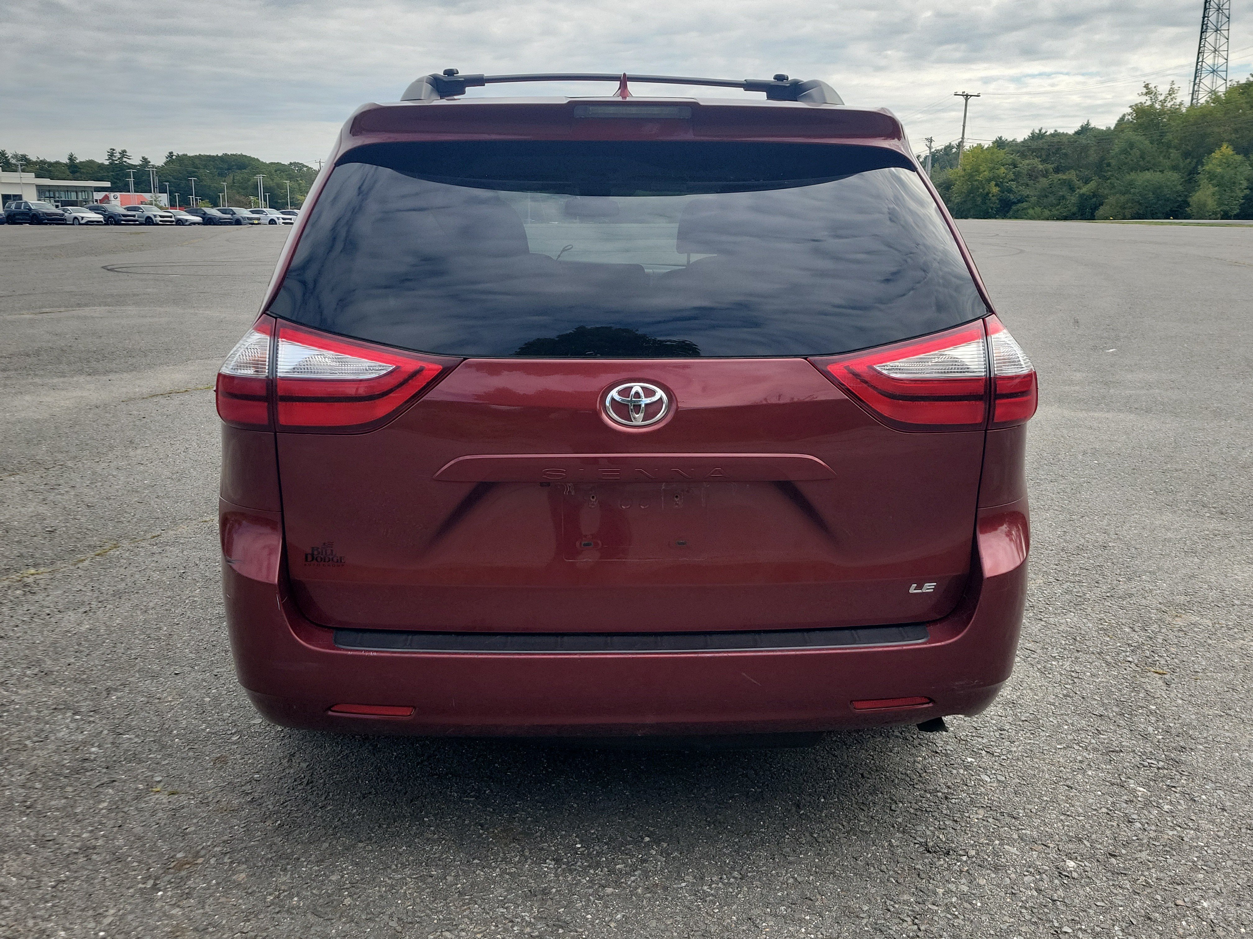 Used 2019 Toyota Sienna LE FWD image 6