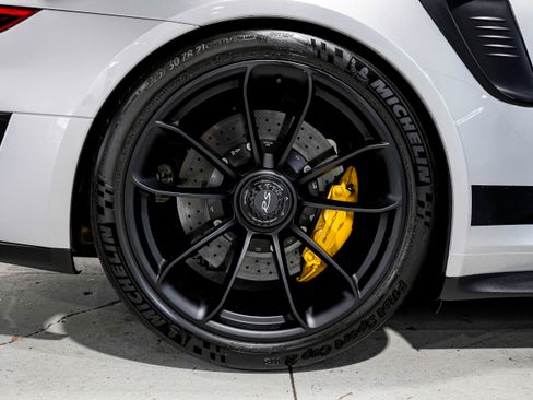 Used 2019 Porsche 911 GT3 RS image 46