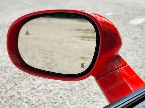 Used 2016 Dodge Challenger R/T Plus RWD image 35