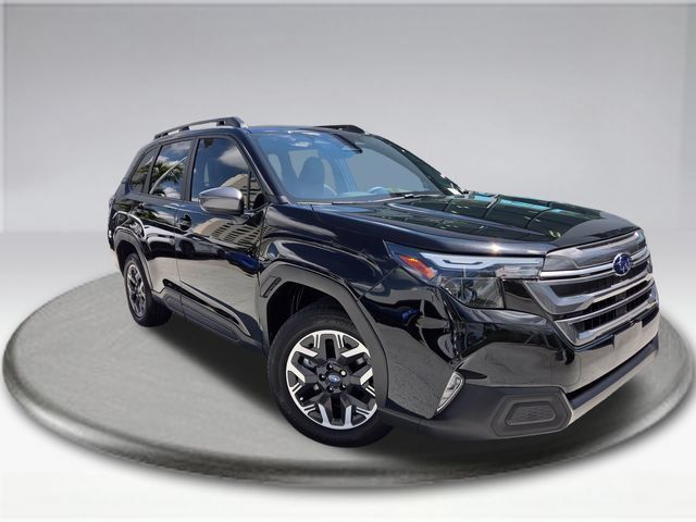 Used 2025 Subaru Forester Premium AWD/4WD image 3