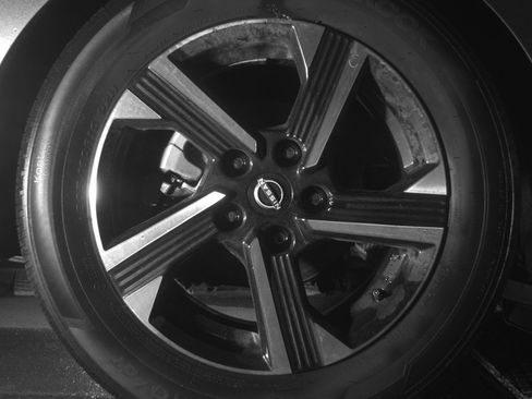 Used 2025 Nissan Sentra SV FWD image 15