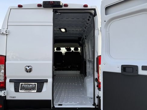 New 2026 RAM ProMaster 2500 w/ Convenience Group image 4