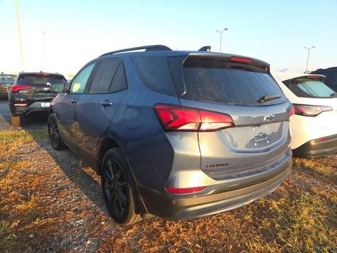 Used 2024 Chevrolet Equinox RS FWD image 2