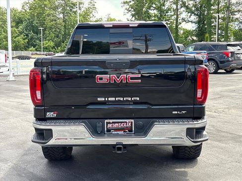Used 2022 GMC Sierra 1500 SLT w/ SLT Premium Plus Package AWD/4WD image 28