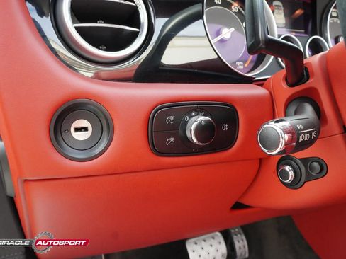 Used 2015 Bentley Continental GT V8 S image 33