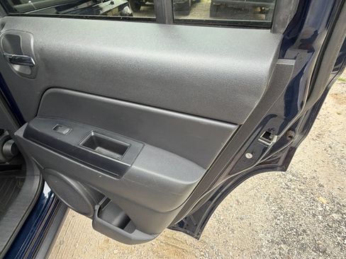 Used 2016 Jeep Patriot Sport w/ Power Value Group FWD image 20