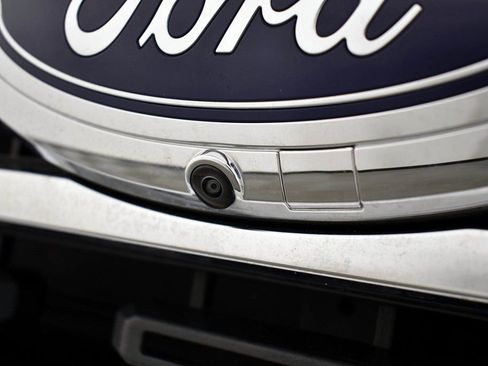 Used 2021 Ford F150 XLT w/ Equipment Group 302A High image 6