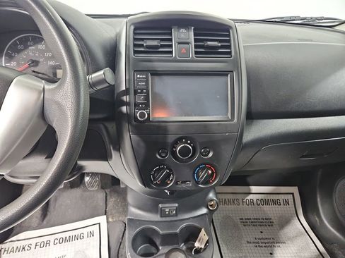 Used 2019 Nissan Versa S image 18