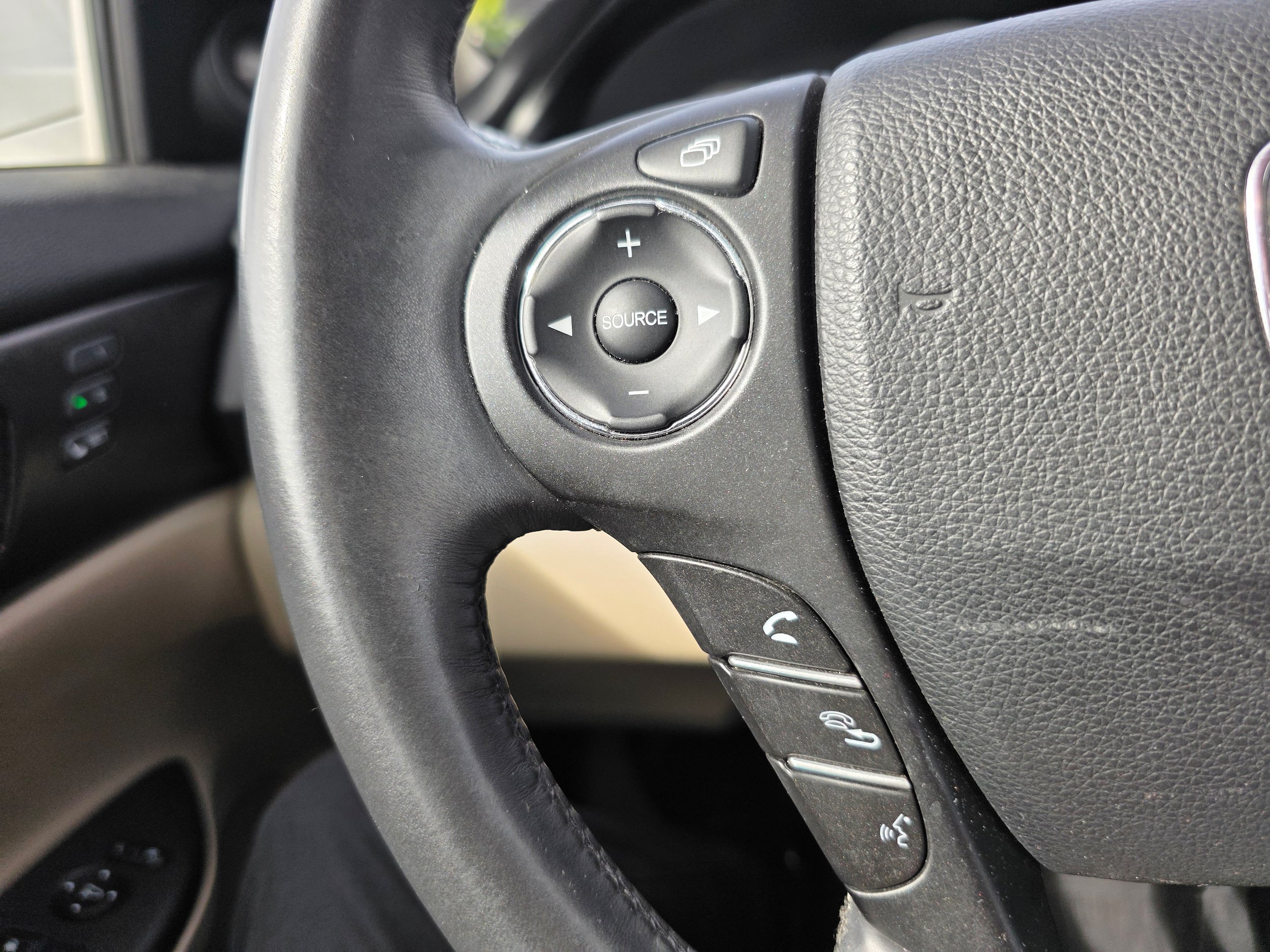 Used 2015 Honda Accord EX-L image 15