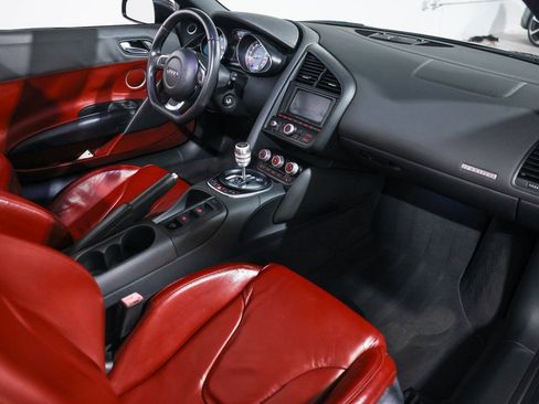 Used 2011 Audi R8 V8 AWD/4WD image 21