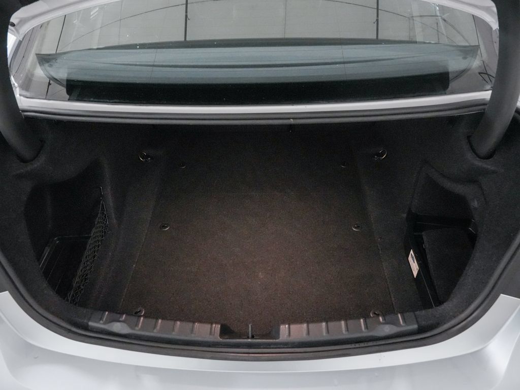Used 2017 BMW M3 RWD image 39