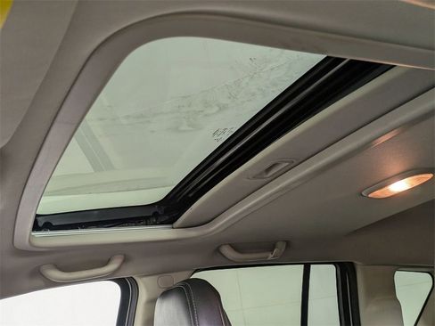 Certified 2017 Jeep Compass High Altitude image 13