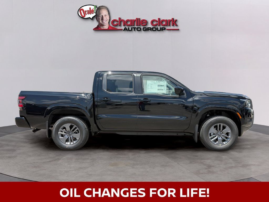 New 2026 Nissan Frontier SV w/ Tow Package AWD/4WD image 8
