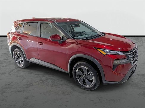 Used 2025 Nissan Rogue SV AWD/4WD image 5