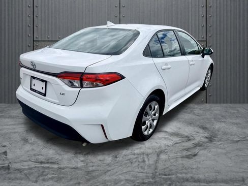 Used 2023 Toyota Corolla LE FWD image 3