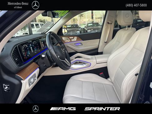 Used 2022 Mercedes-Benz GLE 350 4MATIC w/ AMG Line Exterior image 9