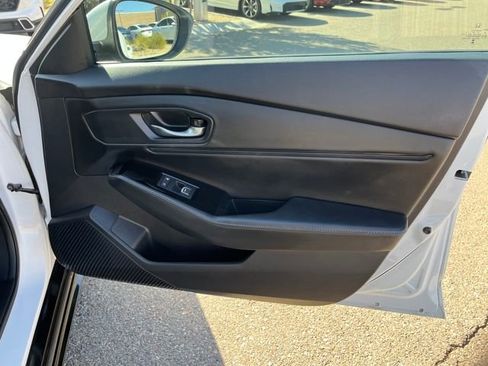 Certified 2023 Honda Accord Touring image 17