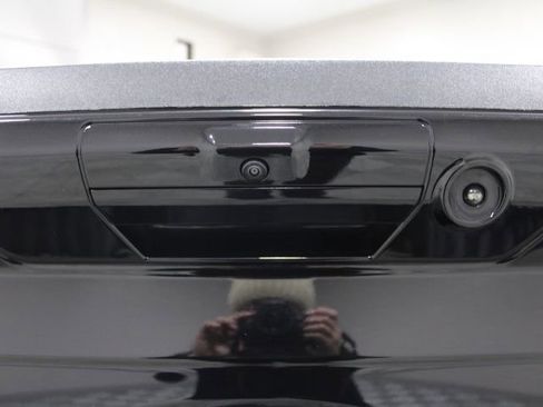 Used 2023 Ford F150 XLT w/ Equipment Group 302A High image 15