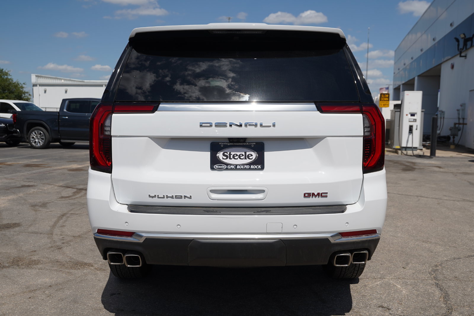 New 2026 GMC Yukon Denali w/ Advanced Technology Package RWD image 11