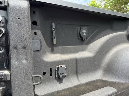 Used 2022 RAM 3500 Tradesman image 15