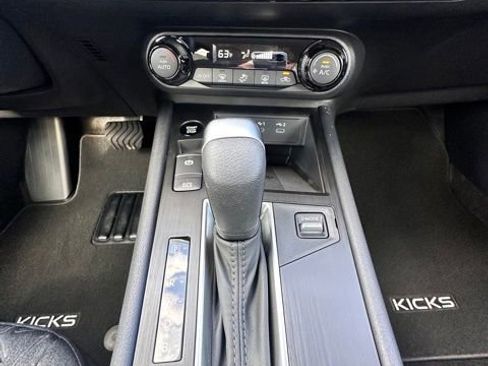 New 2026 Nissan Kicks SV image 19