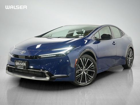 Used 2026 Toyota Prius XLE AWD/4WD image 1