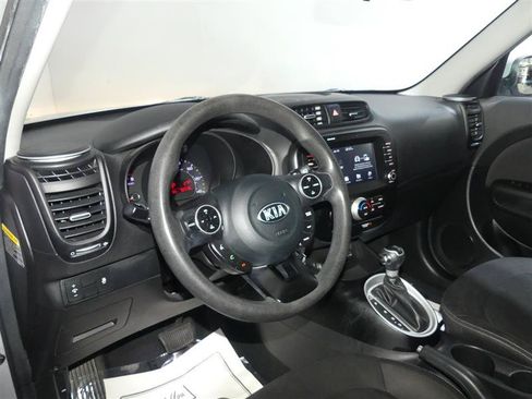 Used 2018 Kia Soul w/ Convenience Package FWD image 22