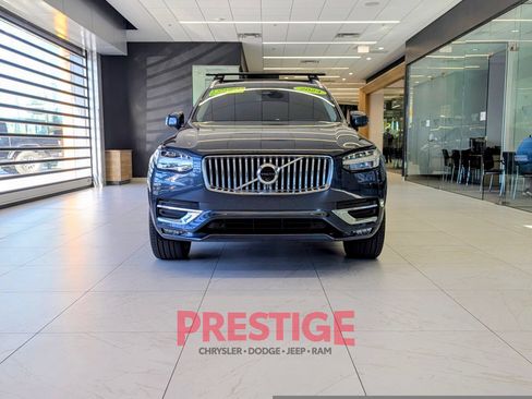 Used 2024 Volvo XC90 B6 Plus AWD/4WD image 3