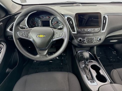 Used 2024 Chevrolet Malibu LT FWD image 23
