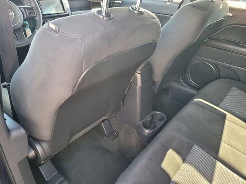 Used 2017 Jeep Patriot Sport w/ Power Value Group image 12