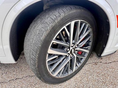 Used 2023 Cadillac XT6 Sport w/ Platinum Package image 11