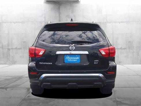 Used 2019 Nissan Pathfinder SV w/ SV All Weather Package AWD/4WD image 6