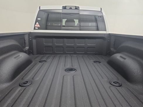 New 2026 RAM 2500 Laramie AWD/4WD image 23