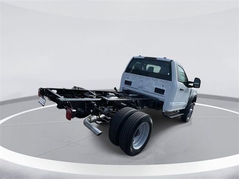 New 2025 Ford F450 XL w/ XL Chrome Package image 4