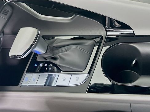 New 2026 Hyundai Elantra Hybrid FWD image 14