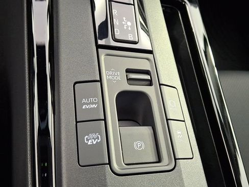 New 2026 Toyota Prius Plug-In Hybrid w/ Limited Premium Package image 18