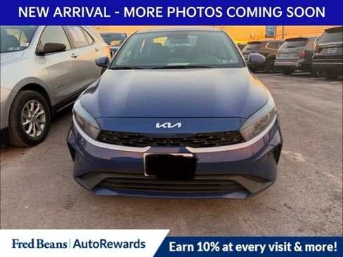 Used 2023 Kia Forte LXS w/ LXS Technology Package image 2