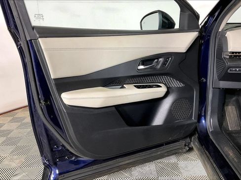 Used 2023 Nissan Ariya FWD image 22