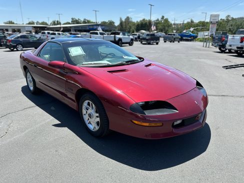 Used 1995 Chevrolet Camaro Z28 image 4