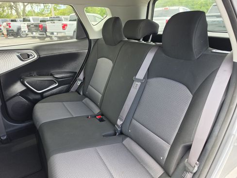 Used 2024 Kia Soul LX w/ Option Group 015 FWD image 21