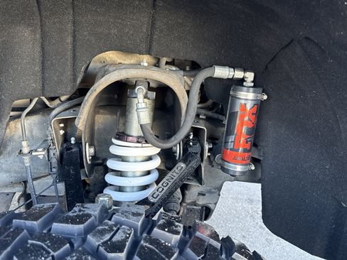 Used 2017 Chevrolet Silverado 1500 LT w/ LT Convenience Package image 33