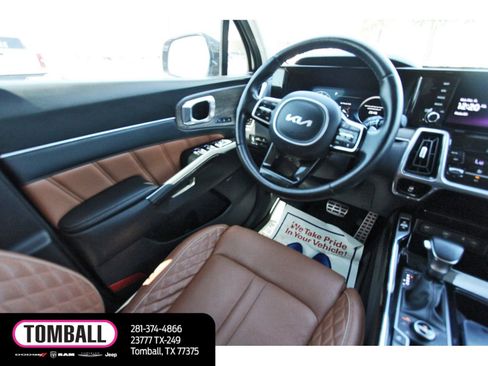 Used 2023 Kia Sorento SX Prestige image 9