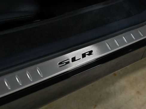 Used 2006 Mercedes-Benz SLR image 31